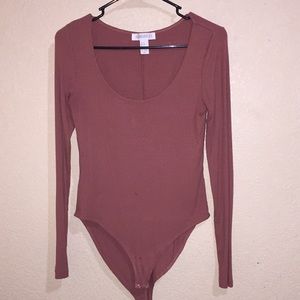 Long sleeve bodysuit salmon color